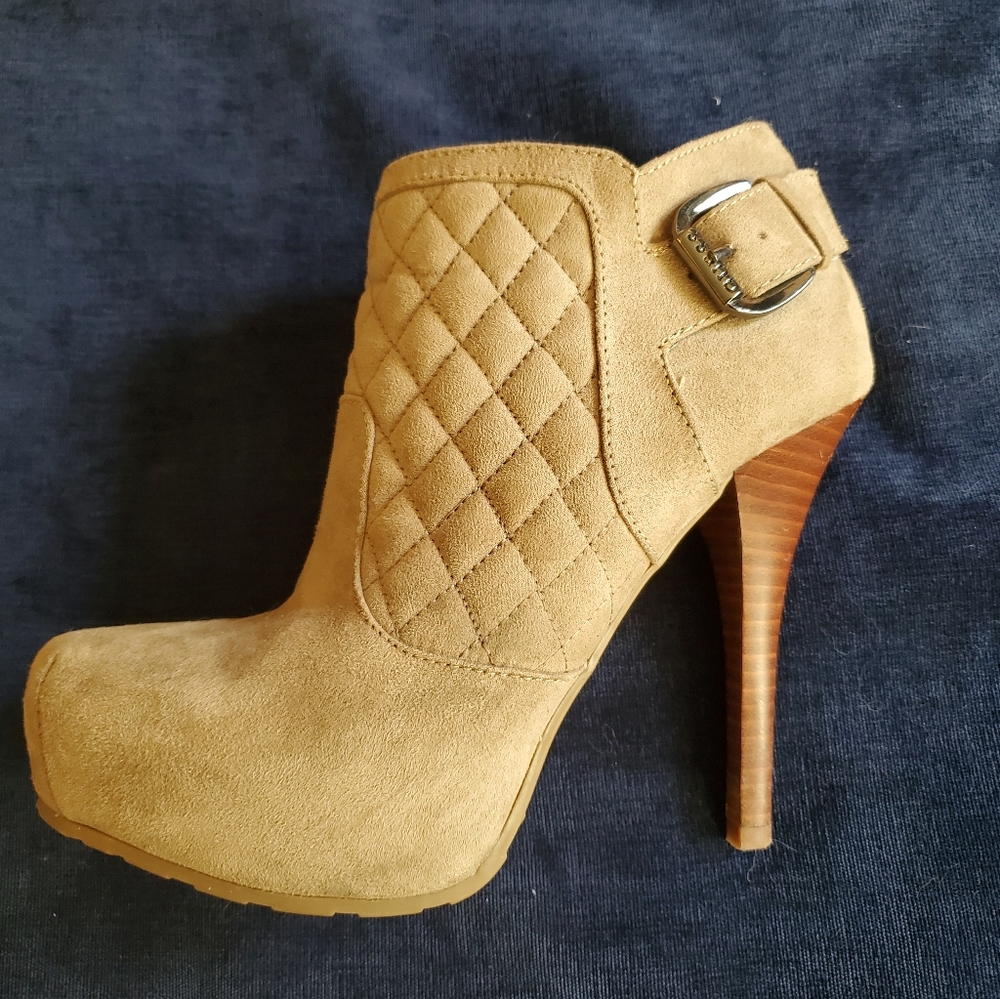 Guess booties